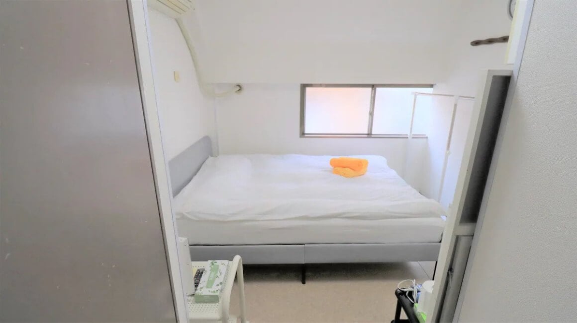 Cozy Double Bed near Shinjuku