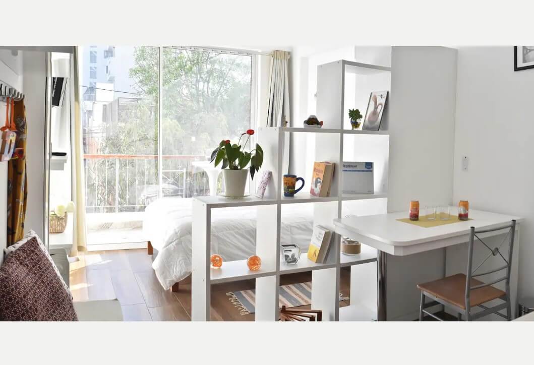 Sunny studio with balcony in Vallecito