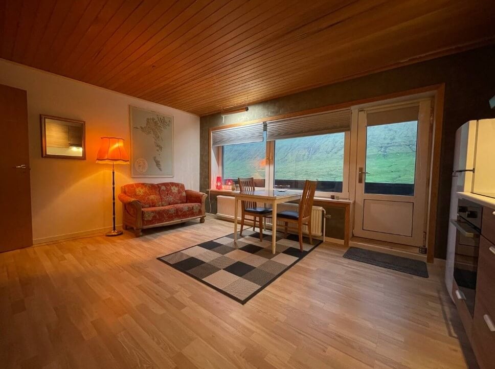 Tyril's cozy valley retreat