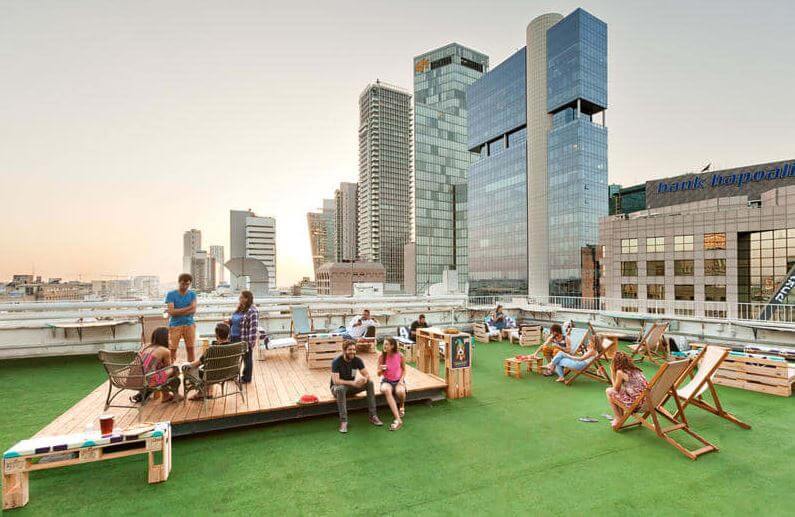 the best hostels in Tel Aviv