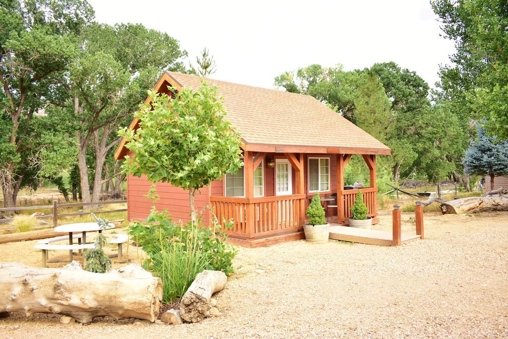 Arrowhead Country Inns and Cabins