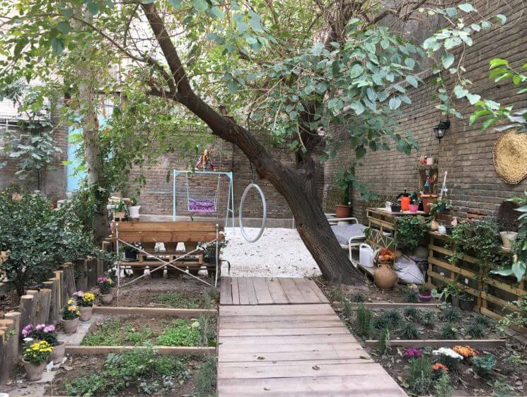 the best hostels in Tehran