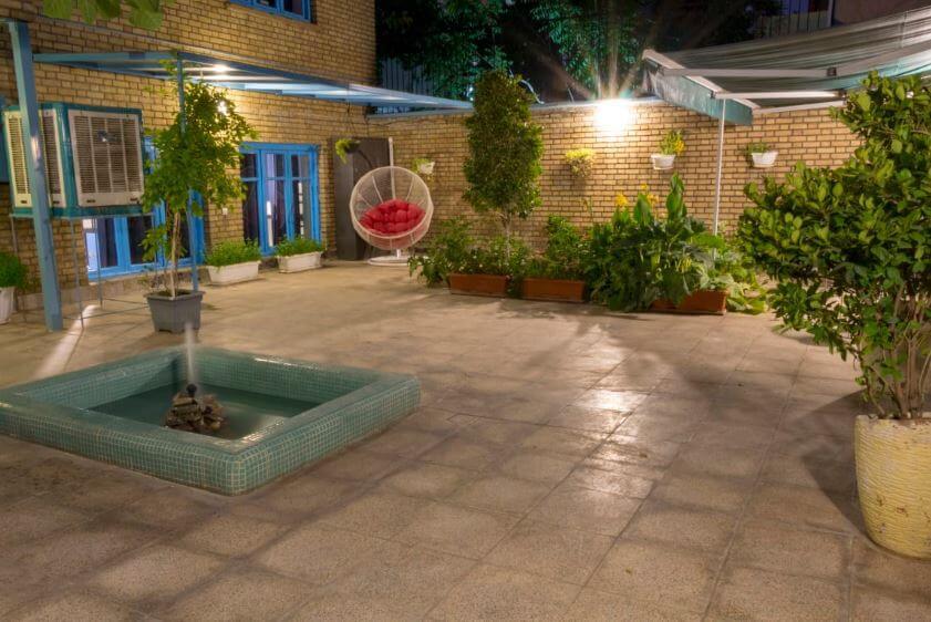 the best hostels in Tehran