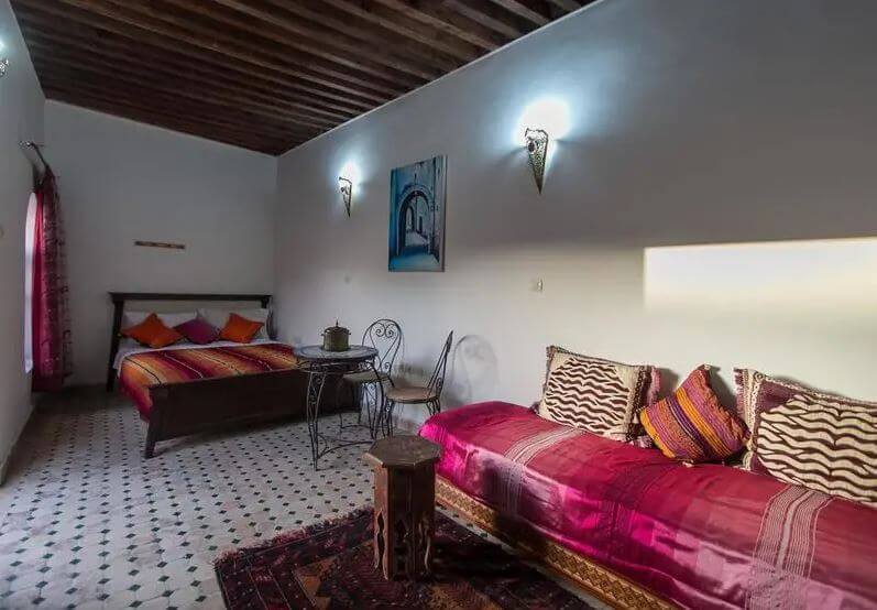 the best hostels in Fez