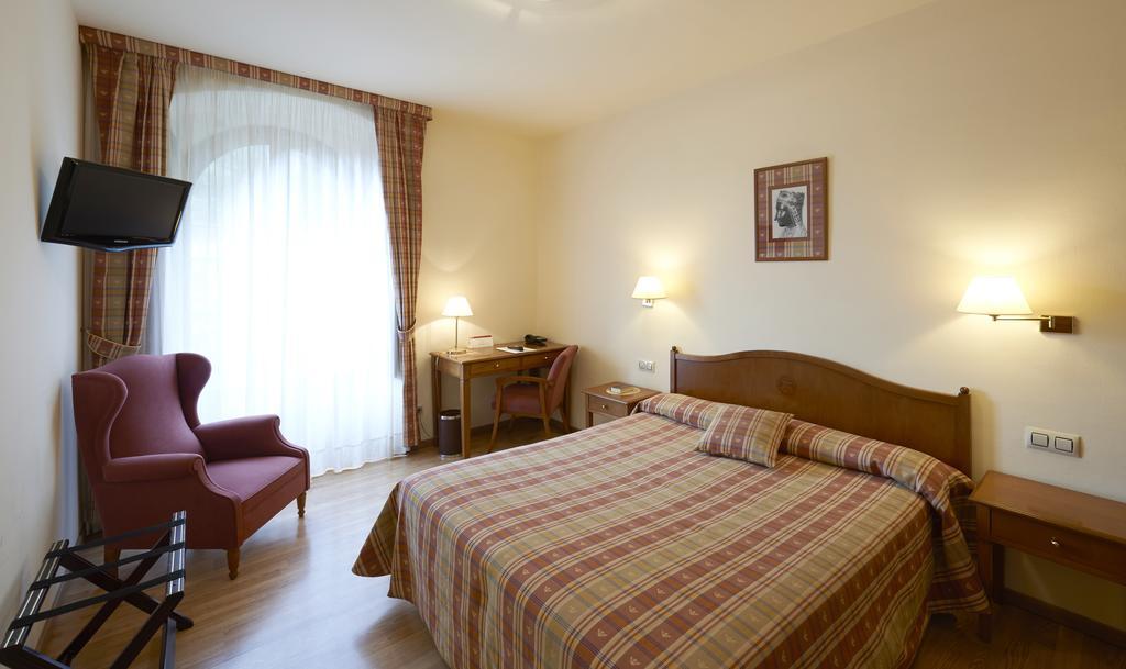 Hotel Abat Cisneros Montserrat, Montserrat