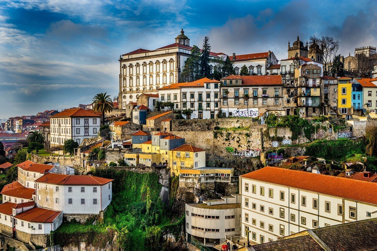 Porto Airbnb B