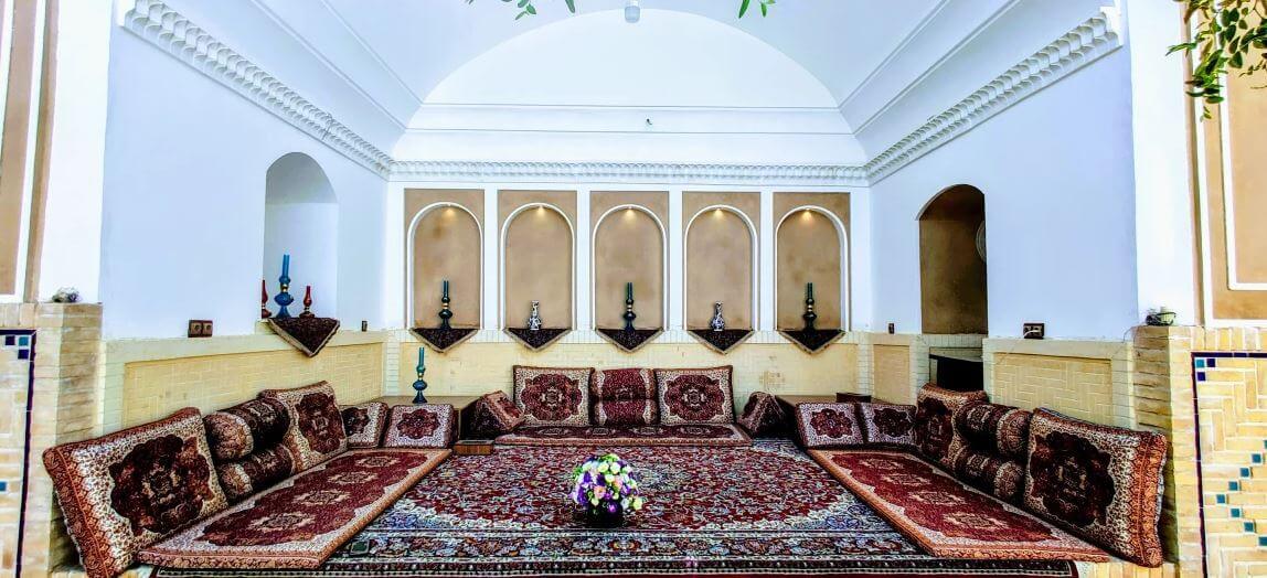 the best hostels in Yazd