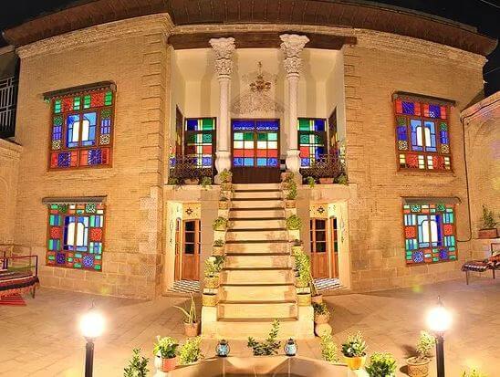 the best hostels in Shiraz