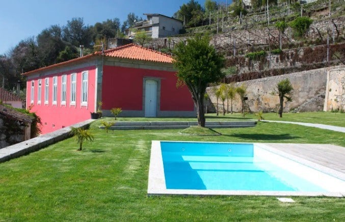 Tranquil Villa with Swimming Pool, Porto