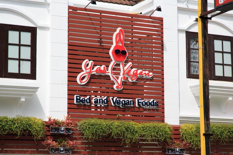 Yes! Vegan Bed and Vegan best Food hostels in Pattaya