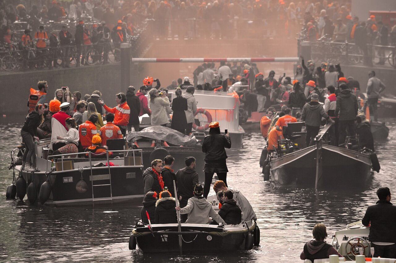 kings day in amsterdam
