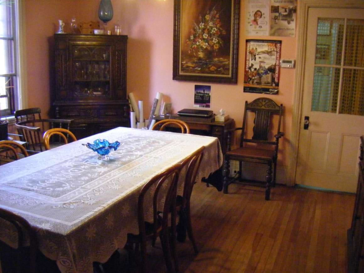 auberge des arts bed and breakfast