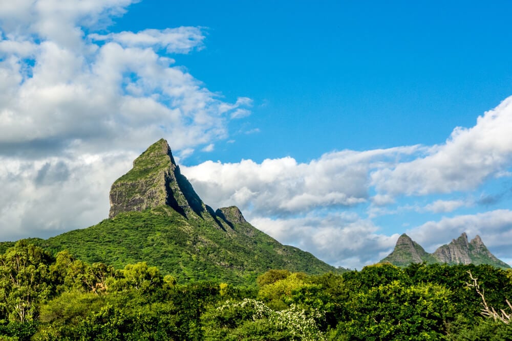 Rempart Mountain - the hardcore hiking place in Mauritius