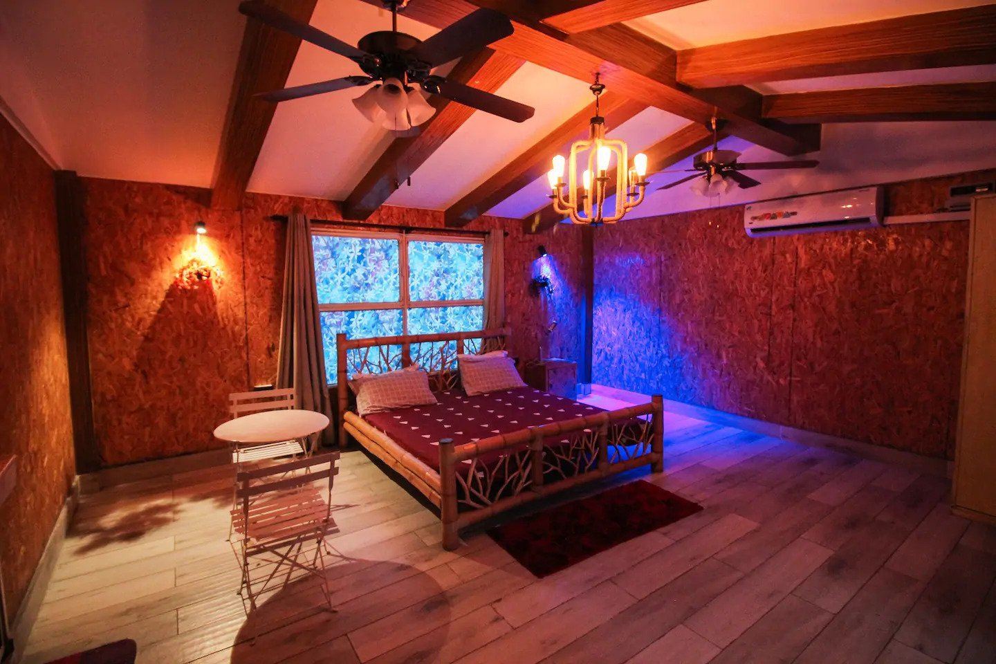 “Couples Nest” Romantic Studio