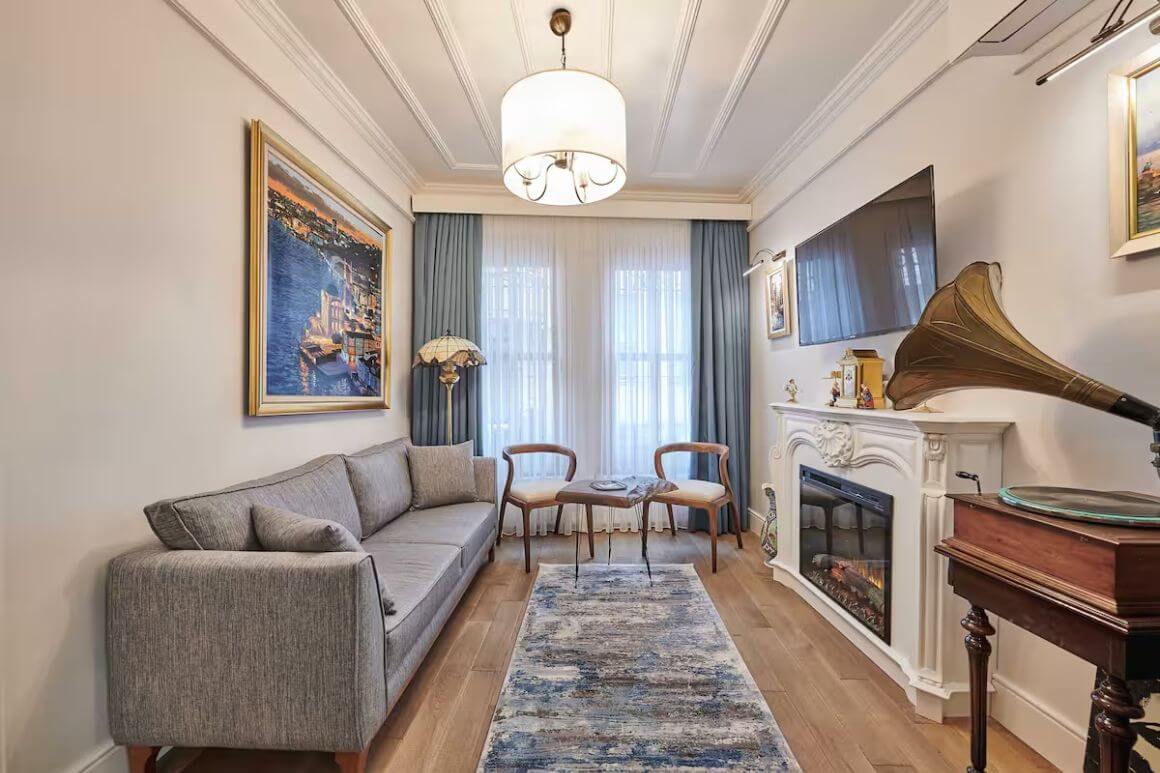 4BR/3 Bath Ottoman House w free Airport transfer
