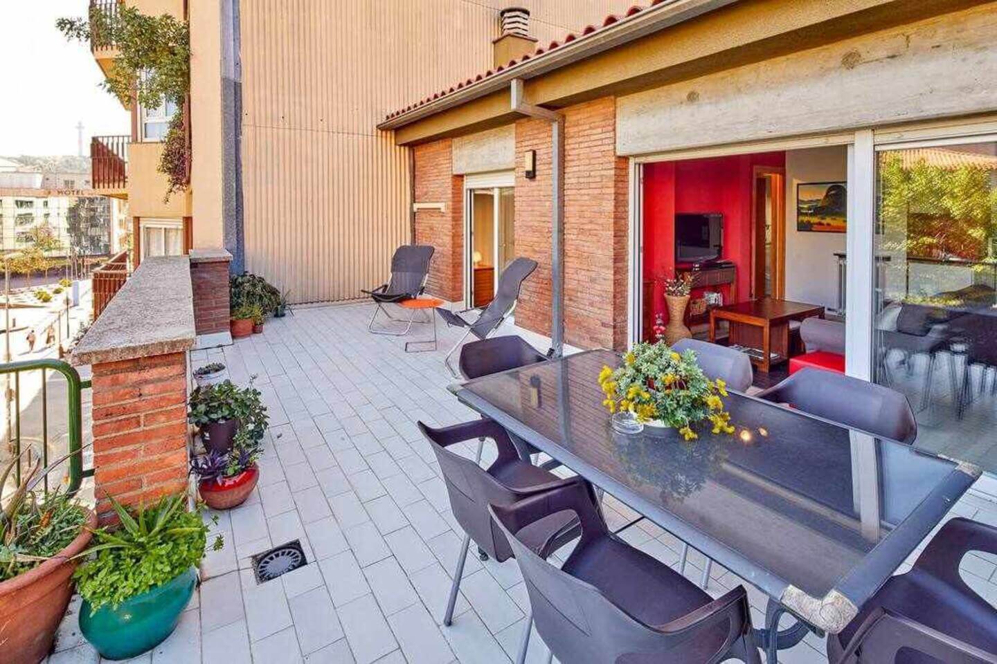 Apartment with Very Large Balcony