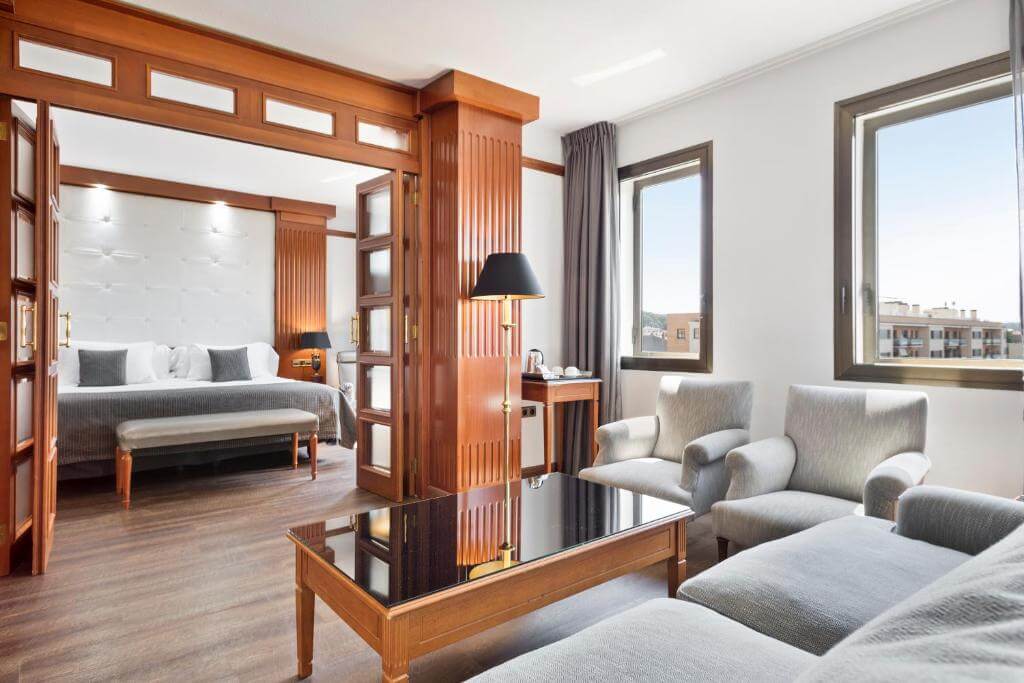 Melia Girona