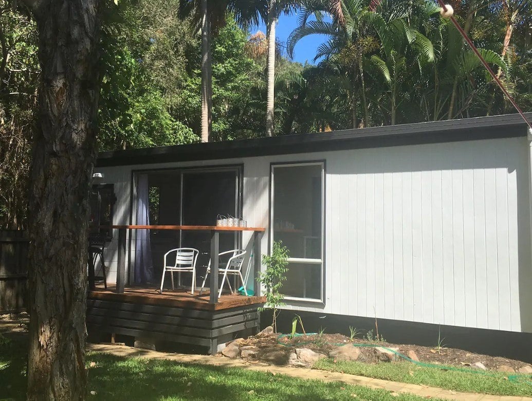 Rainforest Cabin by the Beach