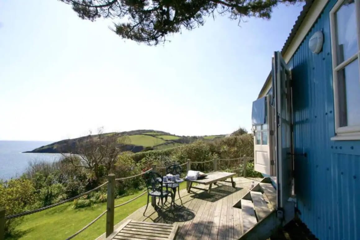 Shepherd's Hut in Gorran Haven