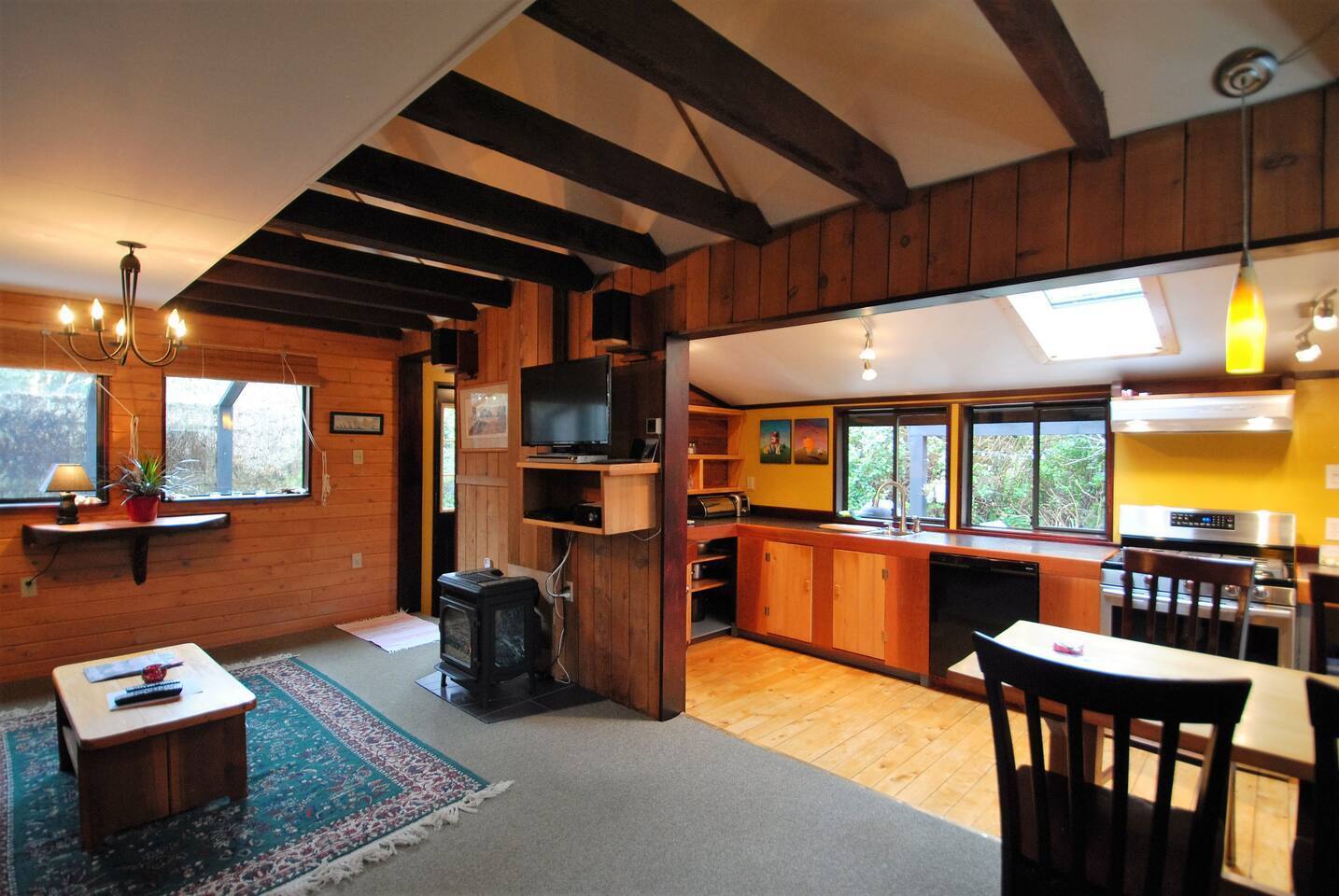 Cottage at Chesterman Beach