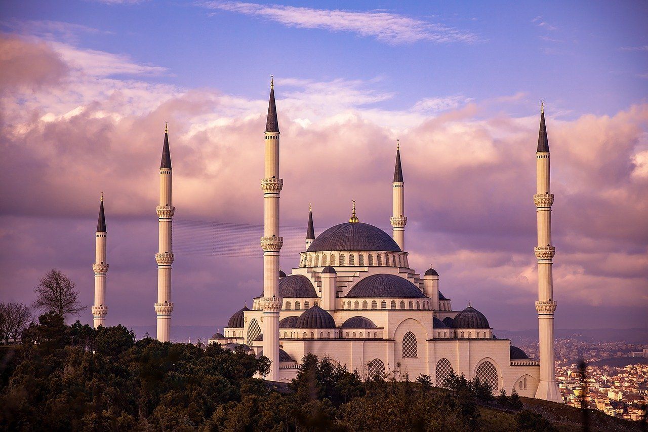 A purple sunset with a mosque in Istanbul. 