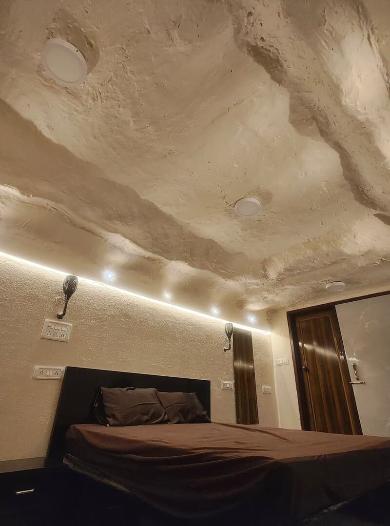 Queen Cave BNB