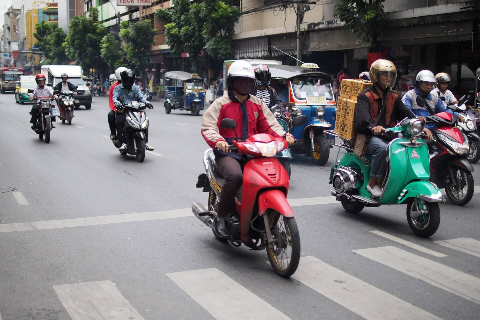 renting a scooter in bangkok 2