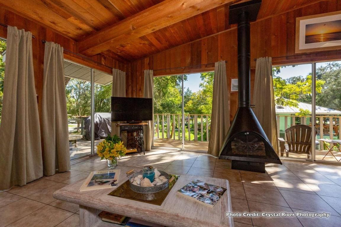 Riverfront Treetop Bungalow