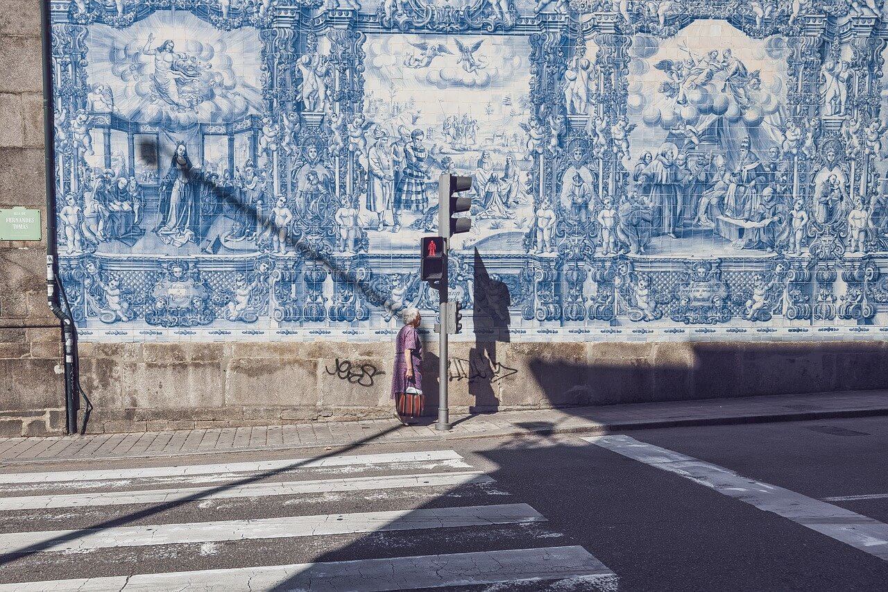 walking around porto