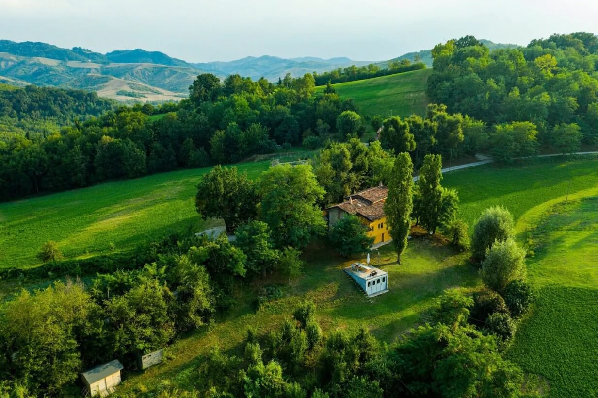 700-year-old restored barn in the hills of Bologna