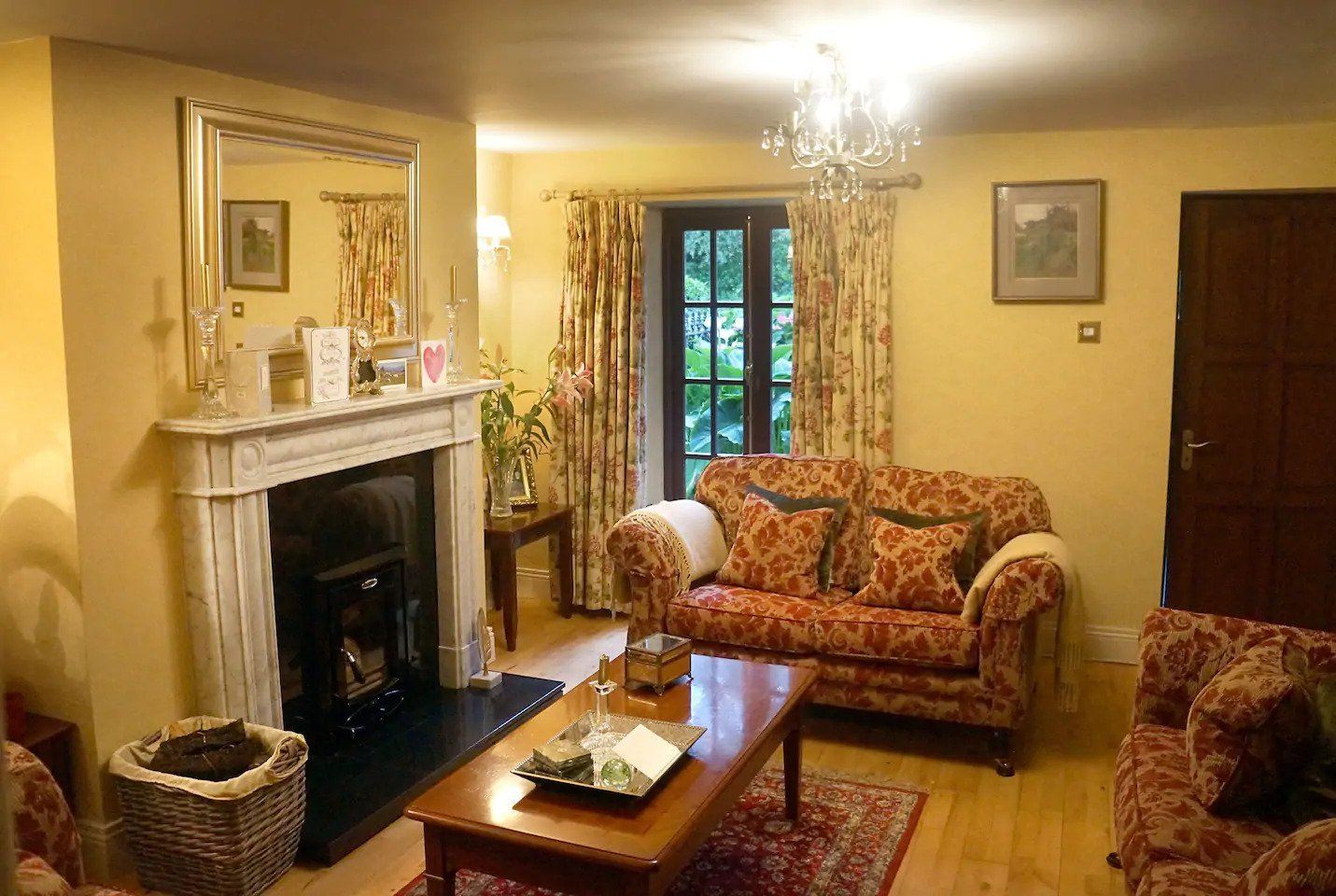 Ivy Cottage by Killarney National Park