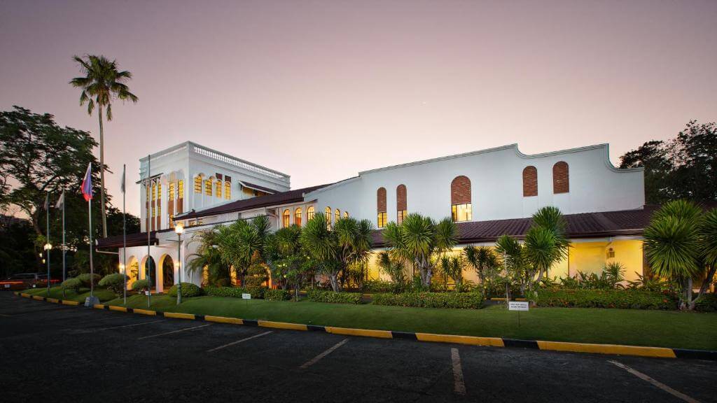 Montebello Villa Hotel