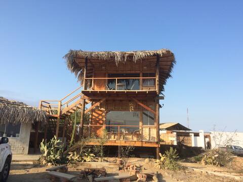 La Punta Lobitos Treehouse