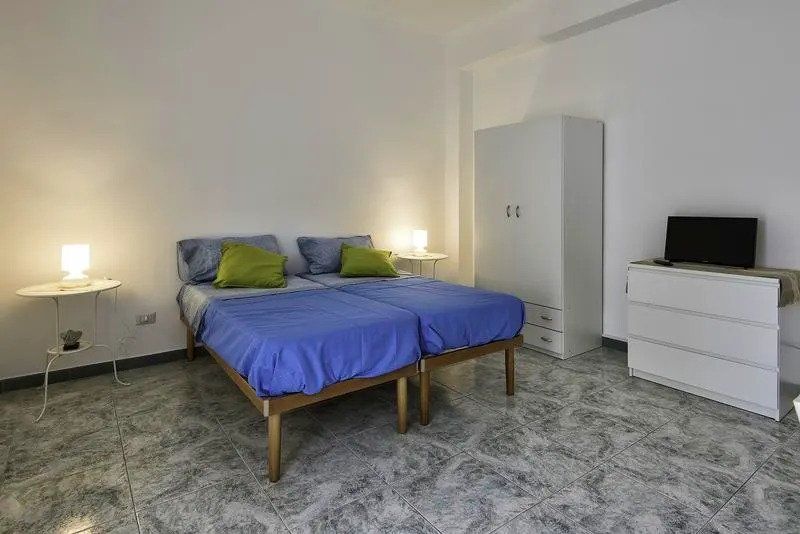 Best Hostel for Couples in Bari – Archita Guest House