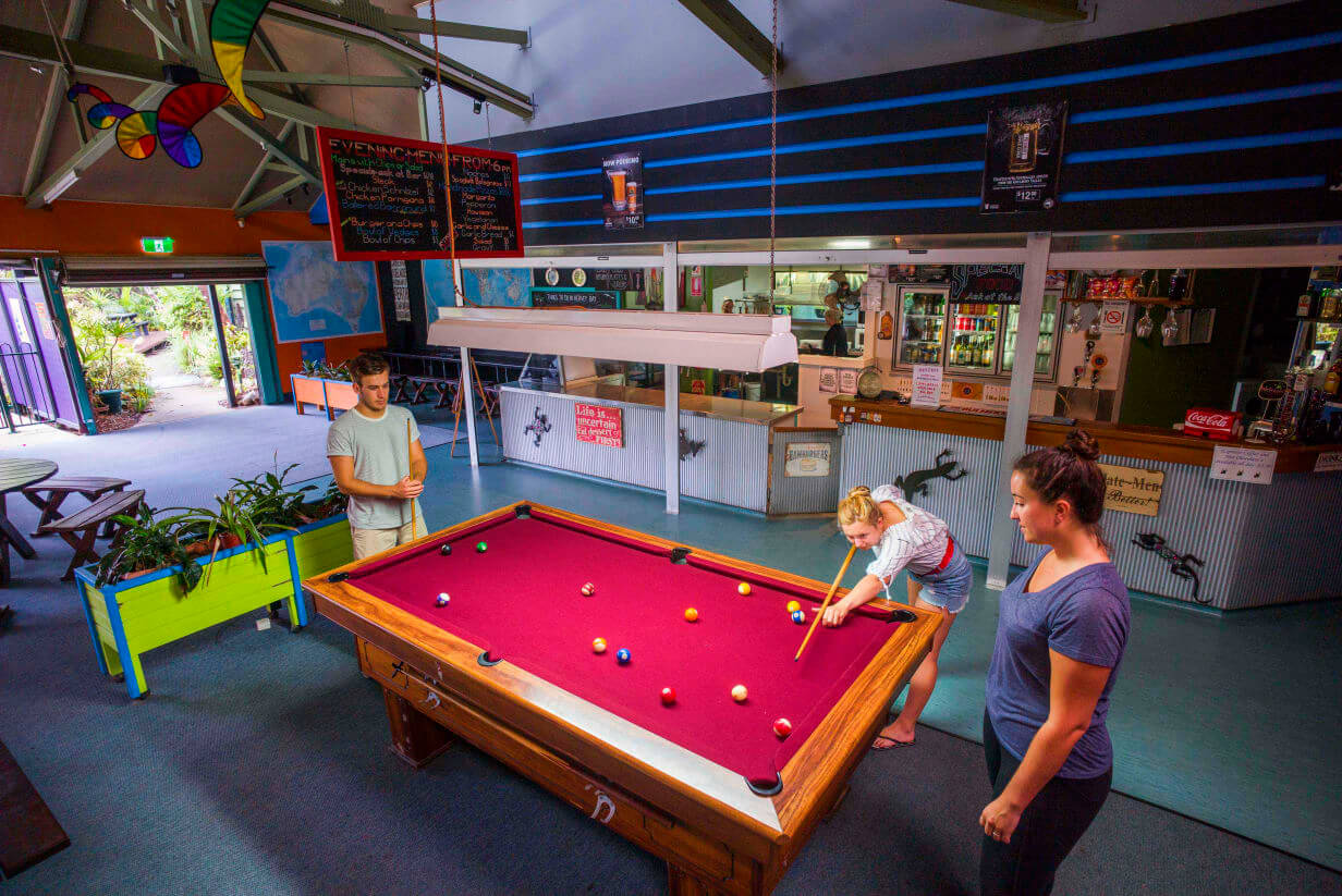 Best Hostel with a Private Room in Hervey Bay YHA Colonial Village & Camping & Tours