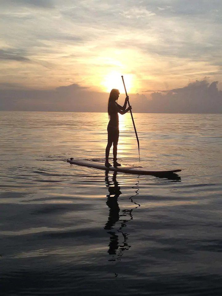 Waikiki Beach stand up paddleboarding