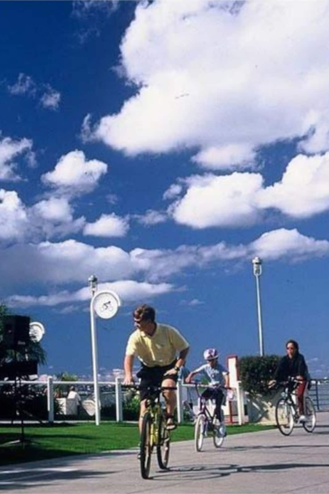 bike, California