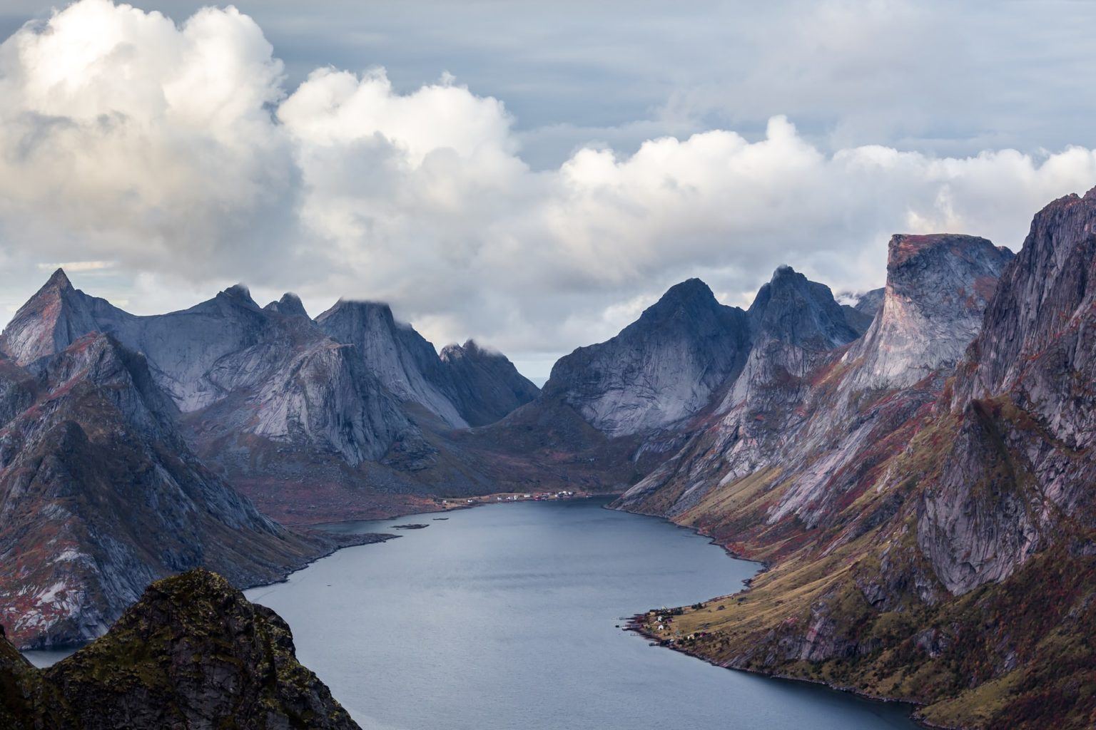 3 THRILLING Roads Trips in Norway (2024 Guide)