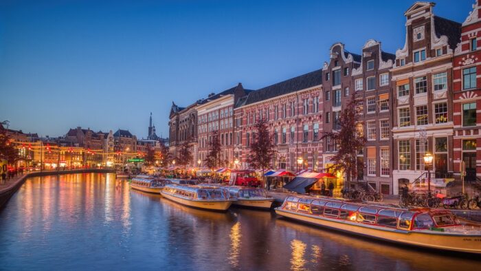 Best Time to Visit Amsterdam – MUST READ • 2026 Guide | The Broke ...