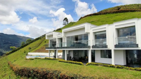 Mansion on top of the World, Medellin