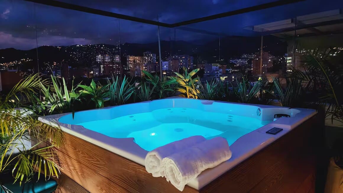 Private Rooftop Home
