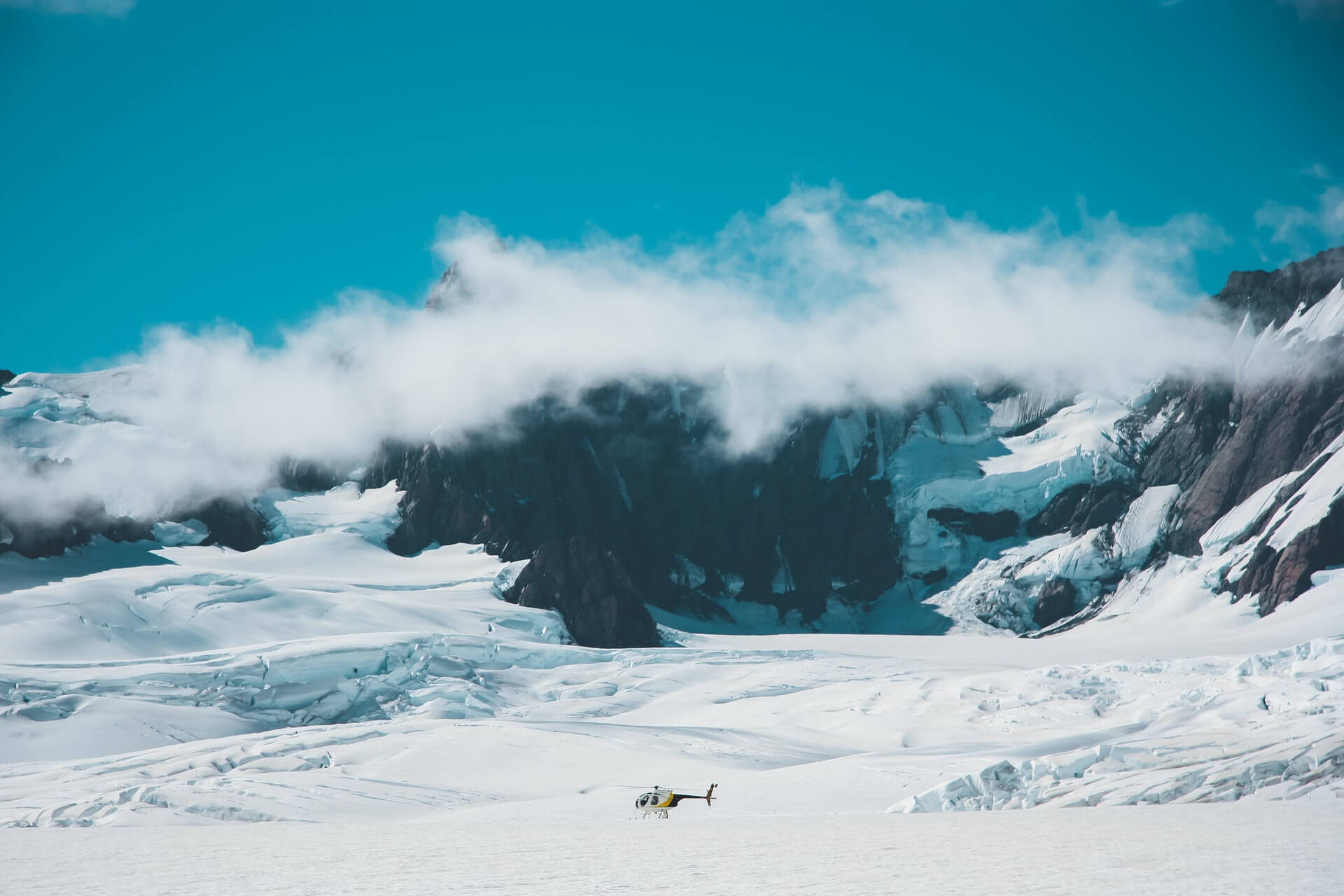 Helicopter tour on the snowy top of Franz Josef Glacier