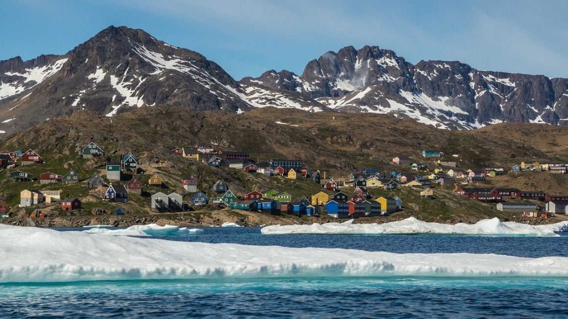 Best Greenland Tour