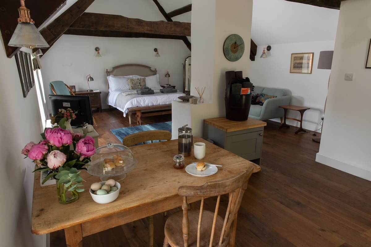 Farmhouse Apartment Between Bristol & Bath