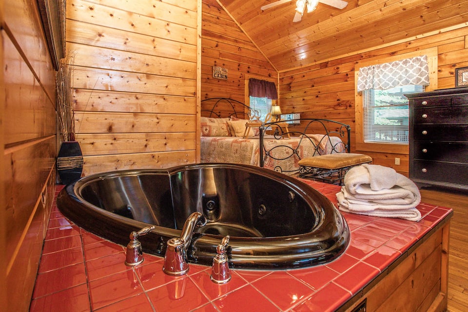 Lovers Retreat Pigeon Forge
