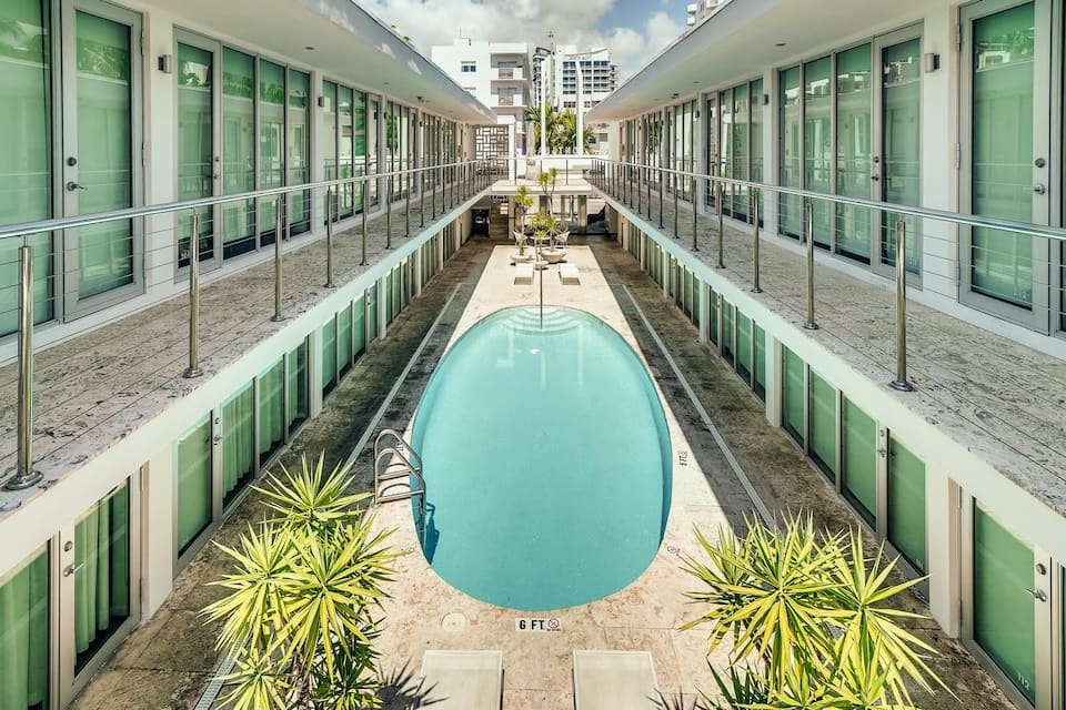 Mid-Century Modern Gem Miami Beach