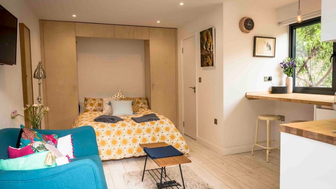 The Den luxury and Stylish Hideaway Bristol