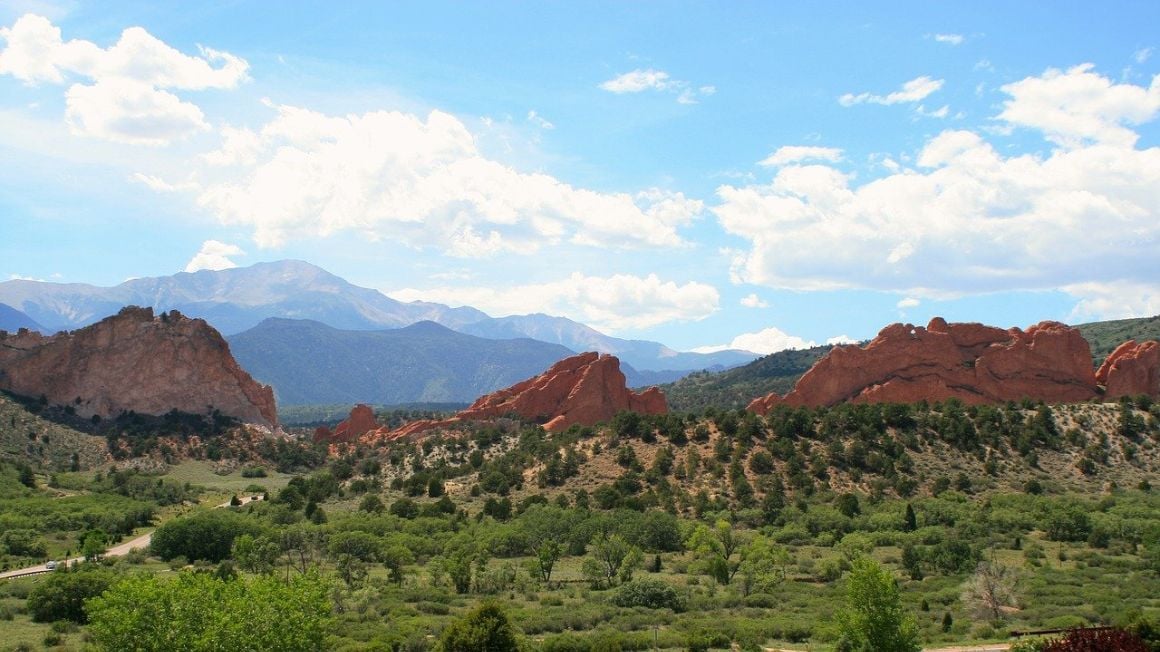 What to Expect from Airbnbs in Colorado Springs