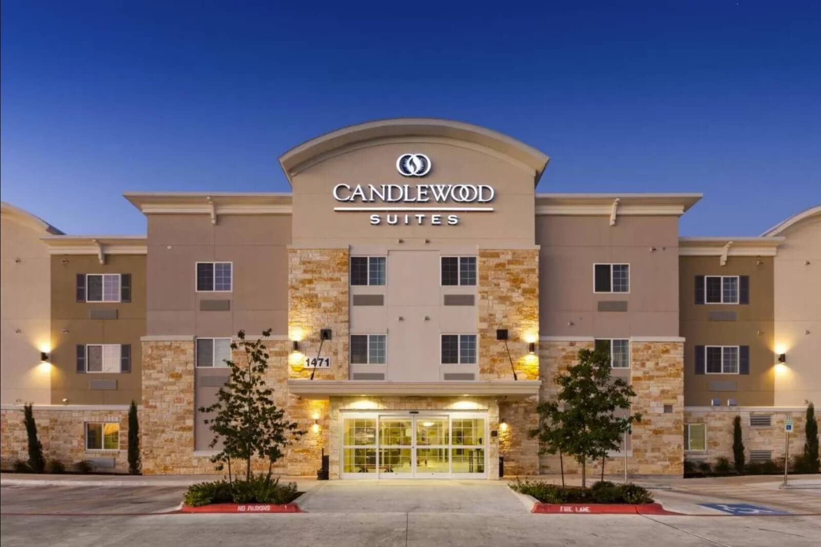 Candlewood Inn & Suites - best midrange economy hotel chain