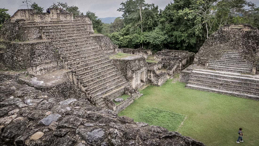 mayan ruins in belize